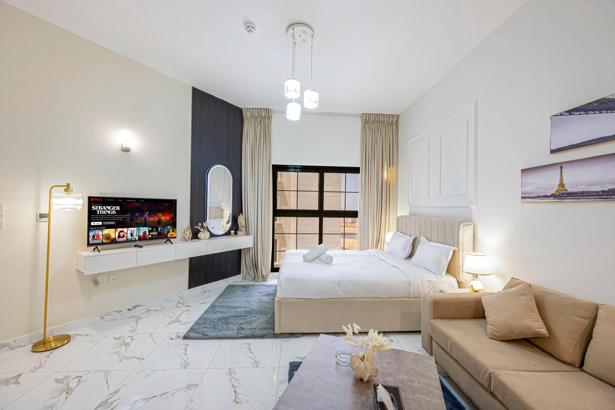 Comfortable With Dubailand Vibes * Dubaï